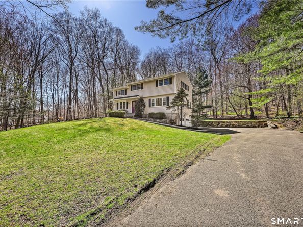 145 Wilton Road E, Ridgefield CT 06877