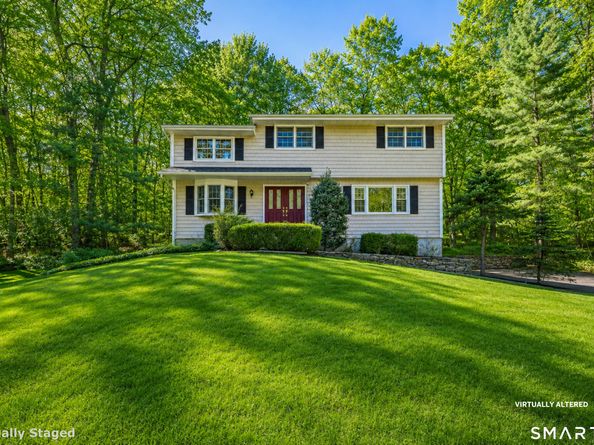 145 Wilton Road E, Ridgefield CT 06877