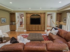 261 Wilton Road W, Ridgefield CT 06877
