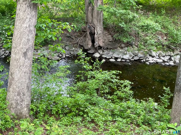 36 Lyons Plain Road, Westport CT 06880