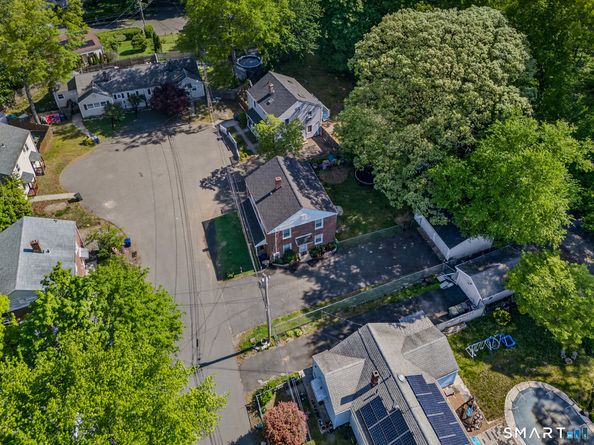 180 Dupont Place, Bridgeport CT 06611
