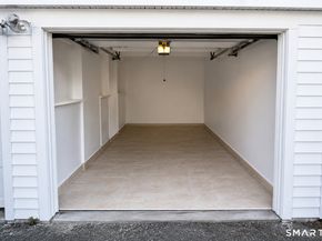 180 Dupont Place, Bridgeport CT 06611