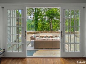25 Pond Road, Ridgefield CT 06877