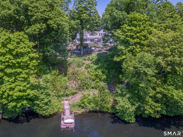 25 Pond Road, Ridgefield CT 06877