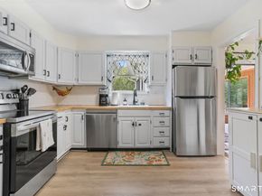 19 Ravenwood Road, Norwalk CT 06850