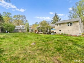 19 Ravenwood Road, Norwalk CT 06850