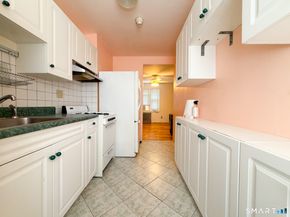 290 North Bishop Avenue 24, Bridgeport CT 06610