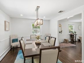 22 Cobblestone Place, Wilton CT 06897