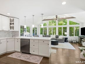 22 Cobblestone Place, Wilton CT 06897