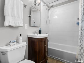 28 Oriole Drive, Norwalk CT 06851