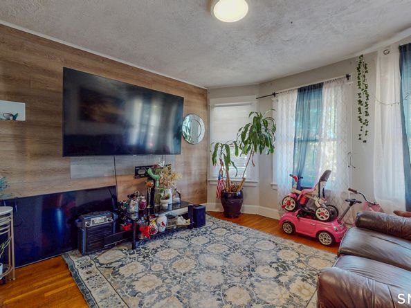 107 Fairview Avenue, Bridgeport CT 06606