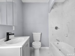 695 W Taft Avenue, Bridgeport CT 06604