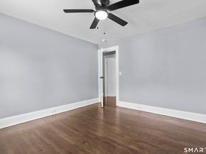 695 W Taft Avenue, Bridgeport CT 06604