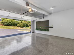 11 Ten Coat Lane, Shelton CT 06484