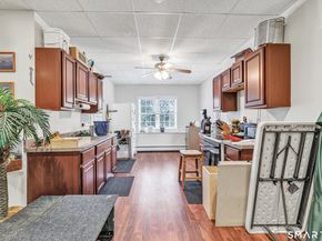 11 Ten Coat Lane, Shelton CT 06484