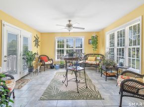 11 Ten Coat Lane, Shelton CT 06484
