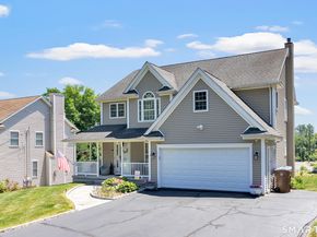 11 Ten Coat Lane, Shelton CT 06484