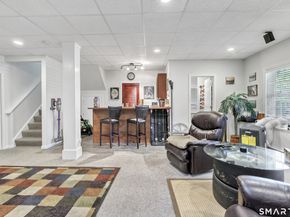 11 Ten Coat Lane, Shelton CT 06484