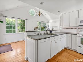 42 Bayberry Road, Fairfield CT 06825