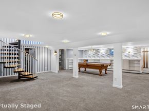 2 Diamond Drive, Newtown CT 06470