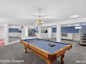 2 Diamond Drive, Newtown CT 06470