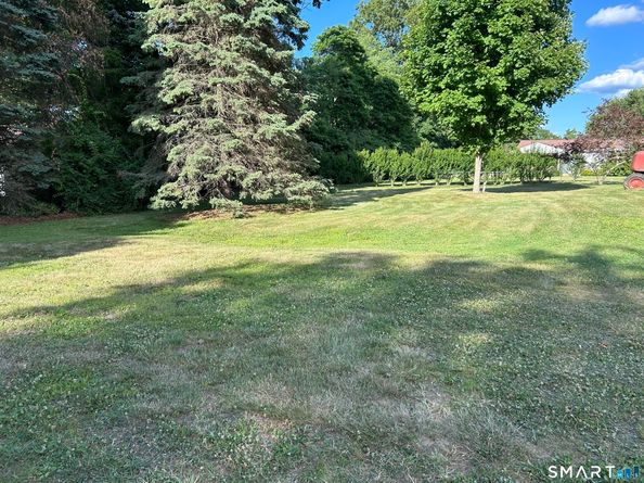 5 Sharon Court, Shelton CT 06484