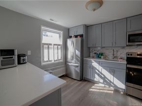 75 Van Buskirk Avenue 75, Stamford CT 06902