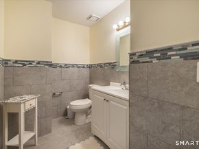 289 Broad Street 289, Bridgeport CT 06604