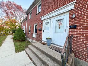32 Karen Court b, Bridgeport CT 06606
