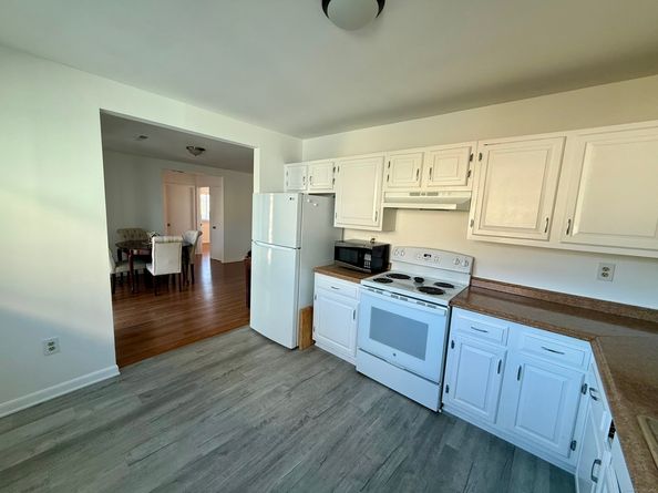 16 Houston Terrace APT 7, Stamford CT 06902