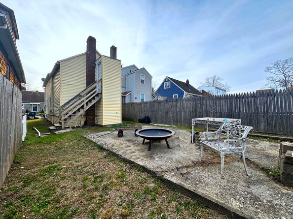 62 Roosevelt Avenue, Stratford CT 06615