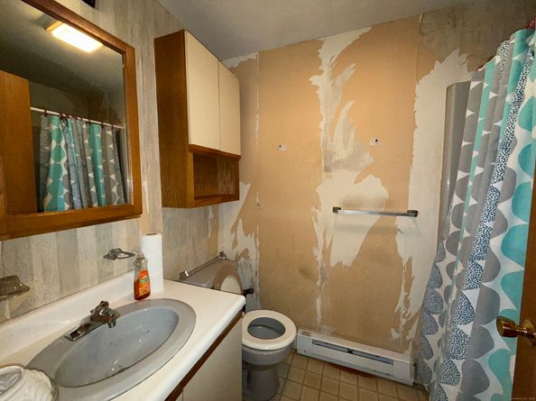 186 Stillwater Avenue APT 129, Stamford CT 06902