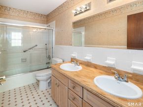 240 Wardwell Street APT 26, Stamford CT 06902