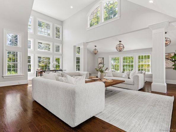 1421 Oenoke Ridge, New Canaan CT 06840