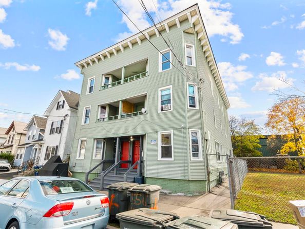 746 Maple Street, Bridgeport CT 06608