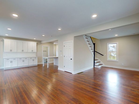 274 High Street, Fairfield CT 06824