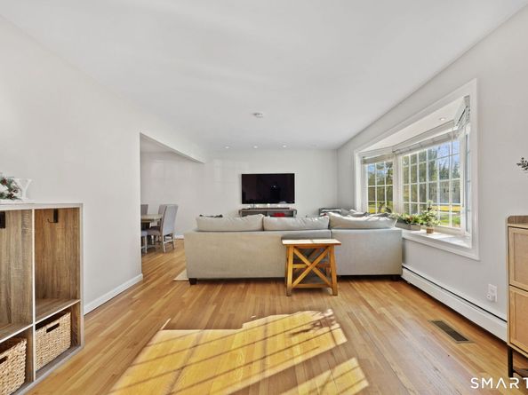 33 Purdy Road E, Norwalk CT 06850