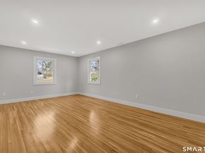 2 Rolf Drive, Danbury CT 06810