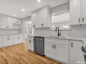 2 Rolf Drive, Danbury CT 06810