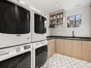 19 Beachside Common, Westport CT 06880