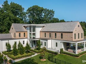 19 Beachside Common, Westport CT 06880