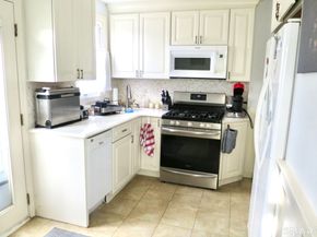 104 Sylvan Knoll Road, Stamford CT 06902