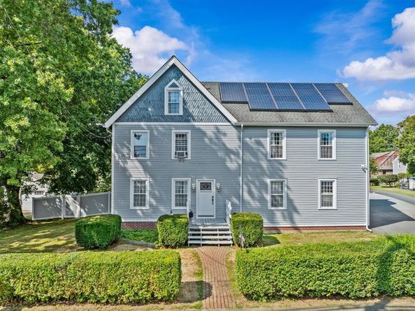 217 Huntington Road, Stratford CT 06614