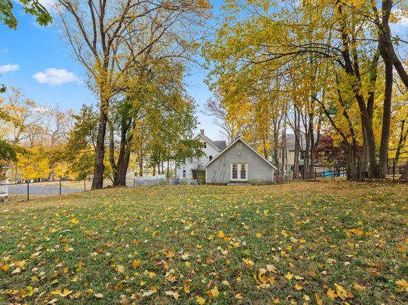 9 Mountainville Road, Danbury CT 06810