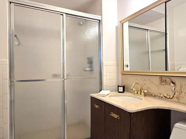 1 Strawberry Hill Court APT 2A, Stamford CT 06902