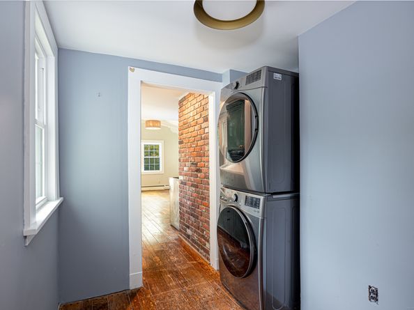 887 Westover Road, Stamford CT 06902