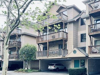 97 Richards Avenue