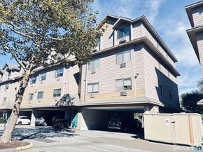 97 Richards Avenue APT E12, Norwalk CT 06854