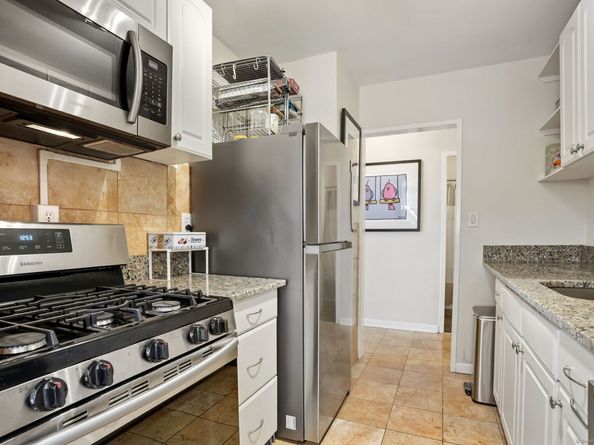 2370 North Avenue 10B, Bridgeport CT 06604