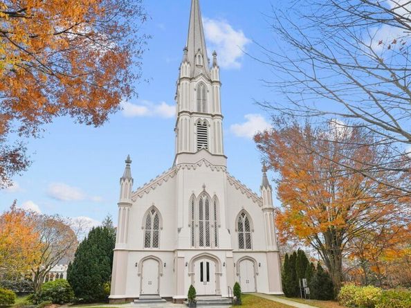 53 Hilltop Drive, Fairfield CT 06890